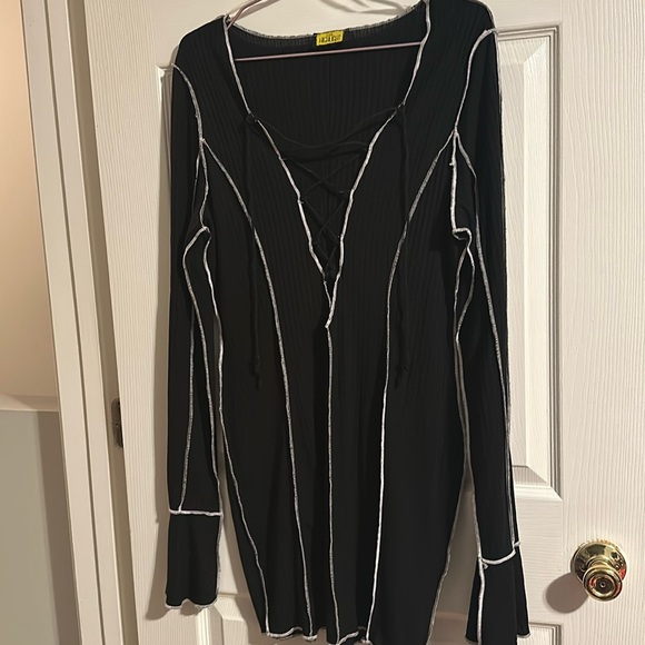 BNWT Lace Up Stitch Detailing Long Sleeve Dress - Picture 1 of 4